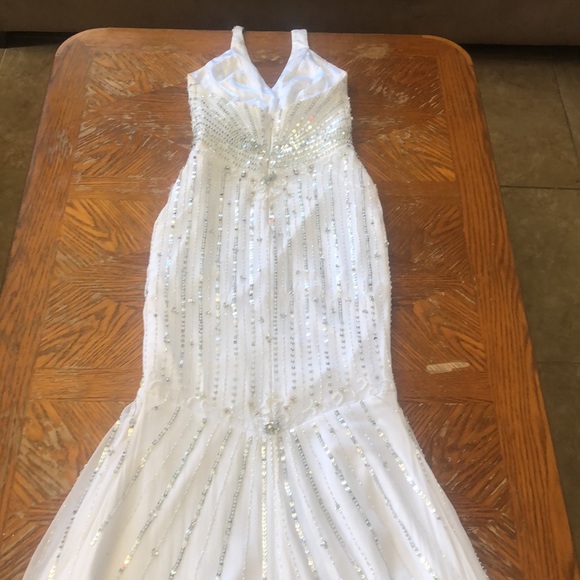 Gorgeous Gown🌟 - Picture 8 of 8